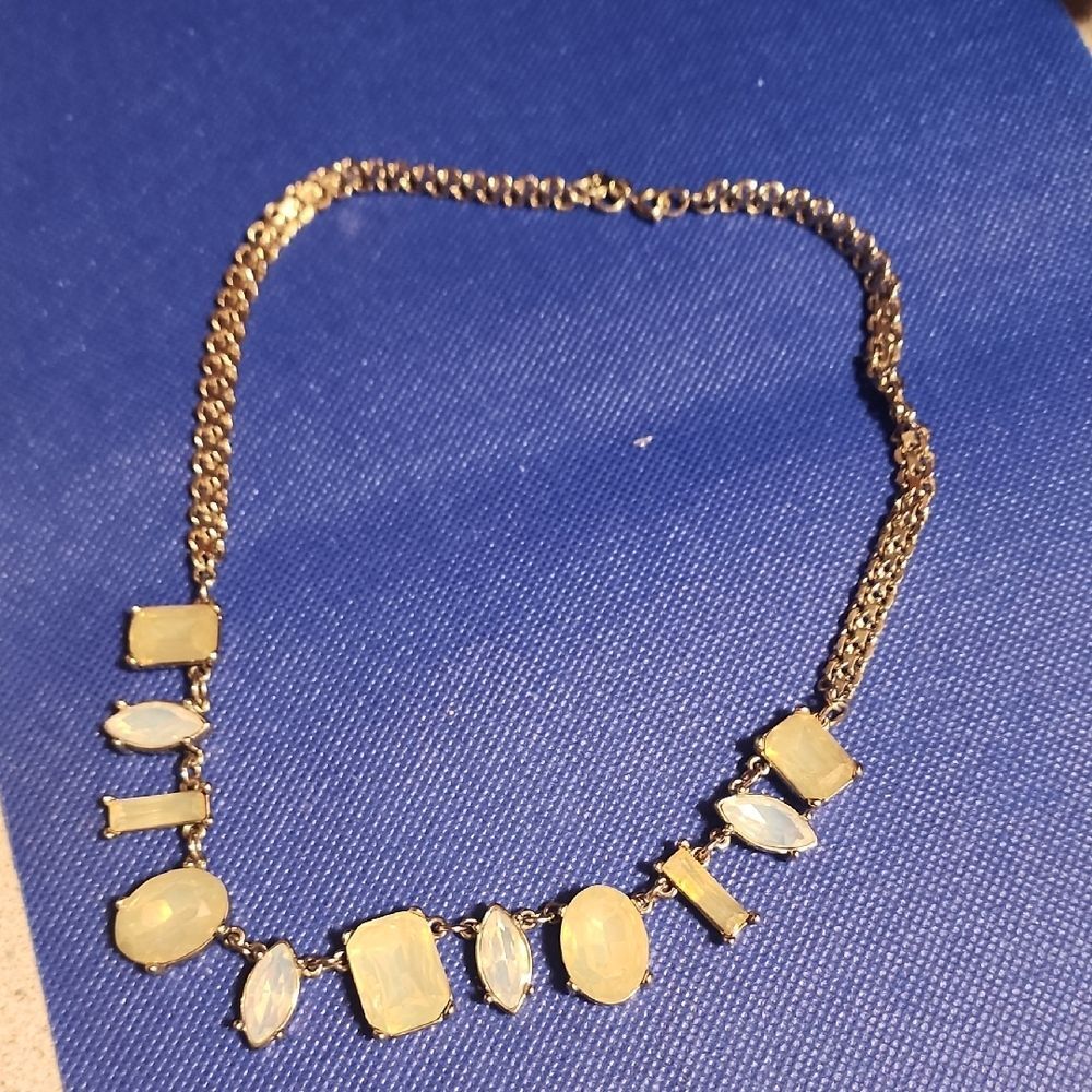 Elegant Silver Toned 14 Inch Neckkace With Cream Colored Stoned By Loft